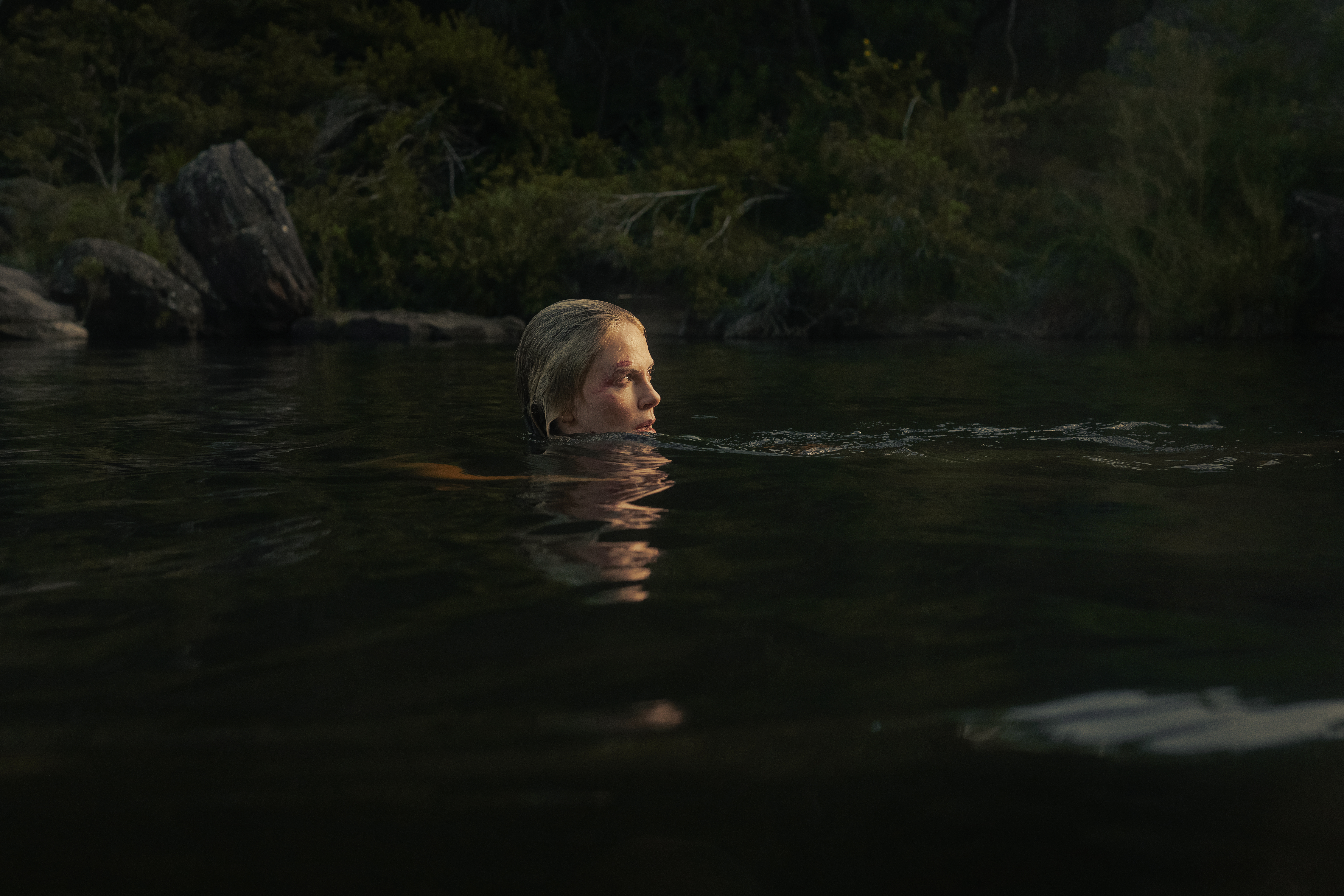 APEX. Charlize Theron as Sasha in APEX. Cr. Kane Skennar/Netflix © 2026