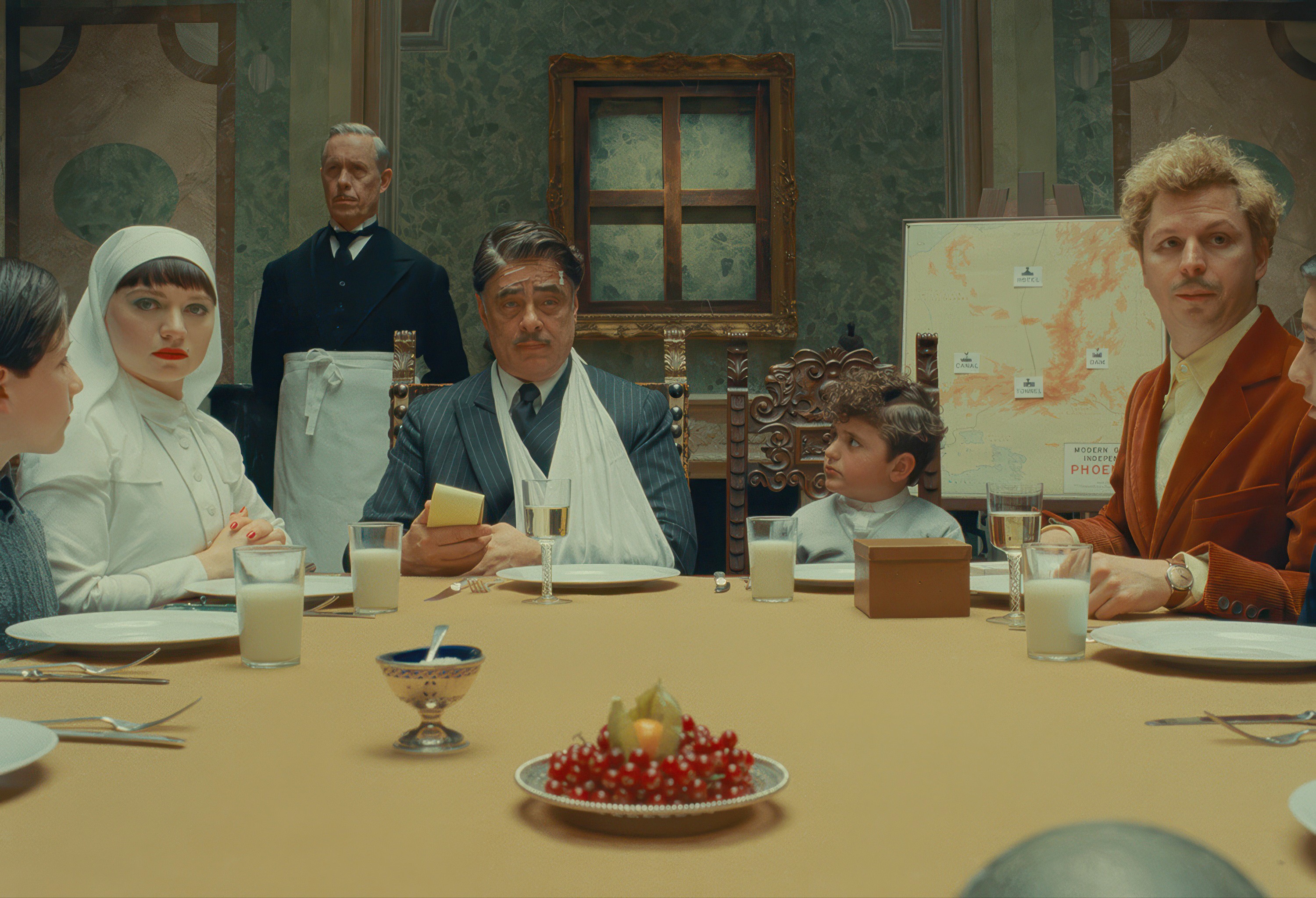 THE PHOENICIAN SCHEME, back, from left: Mia Threapleton, Alex Jennings, Benicio Del Toro, Gunes Taner, Michael Cera, 2025. © Focus Features /Courtesy Everett Collection