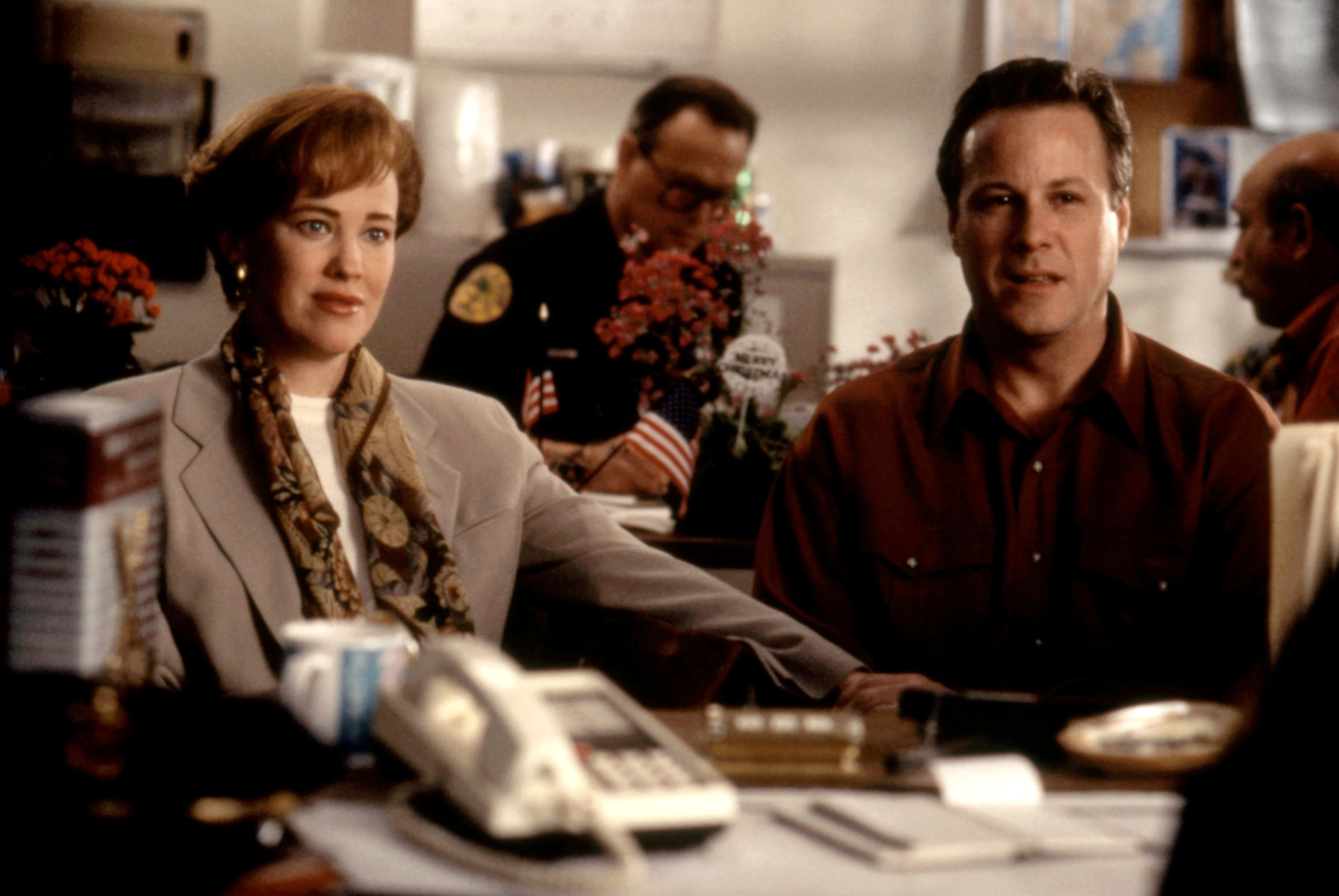 HOME ALONE 2: LOST IN NEW YORK, Catherine O'Hara, John Heard, 1992. TM and © 20th Century Fox Film Corp. All rights reserved.