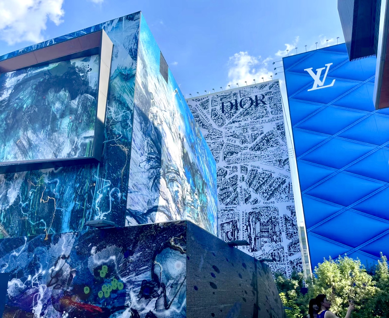 The Taikoo Li Sanlitun complex in Beijing with buildings under construction for the flagship of Hermes, Louis Vuitton and Dior
