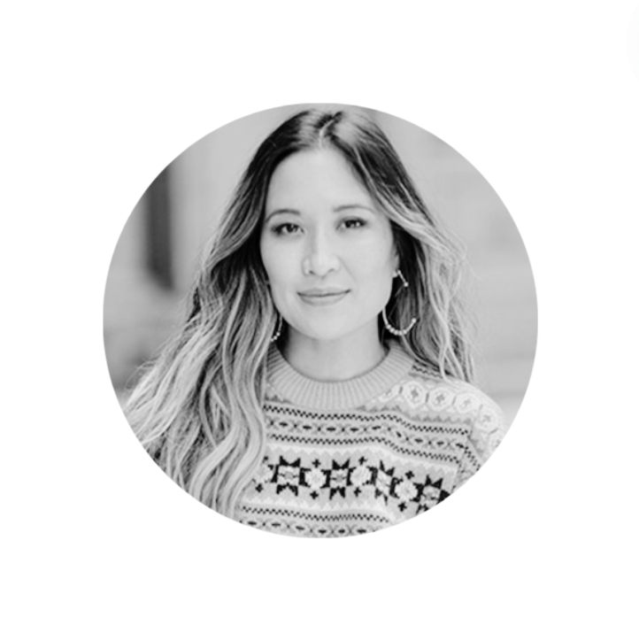 headshot of shoulder bag expert Caroline Maguire