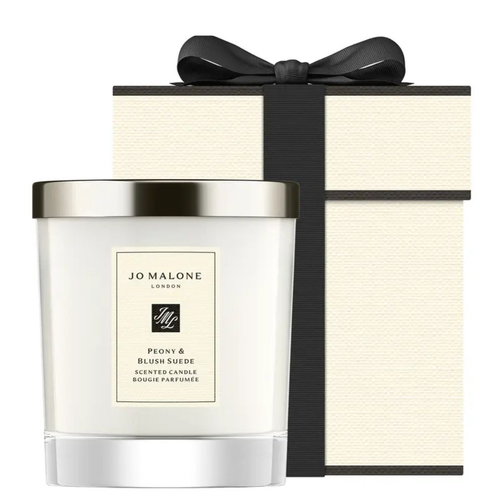Best Gifts for Wives Christmas 2025: Luxury Picks From Trending Brands