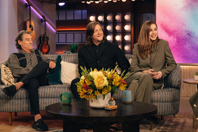 Ana de Armas wears Loewe on 'The Kelly Clarkson Show.'
