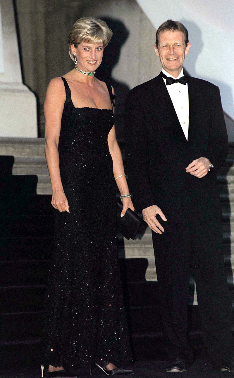 LONDON, UNITED KINGDOM - JULY 01:  A Gala Evening To Celebrate The Tate Gallery's Centenary In London. Diana, Princess Of Wales, Wearing A Long Black Evening Dress Designed By Jacques Azagury.  (Photo by Tim Graham Photo Library via Getty Images)