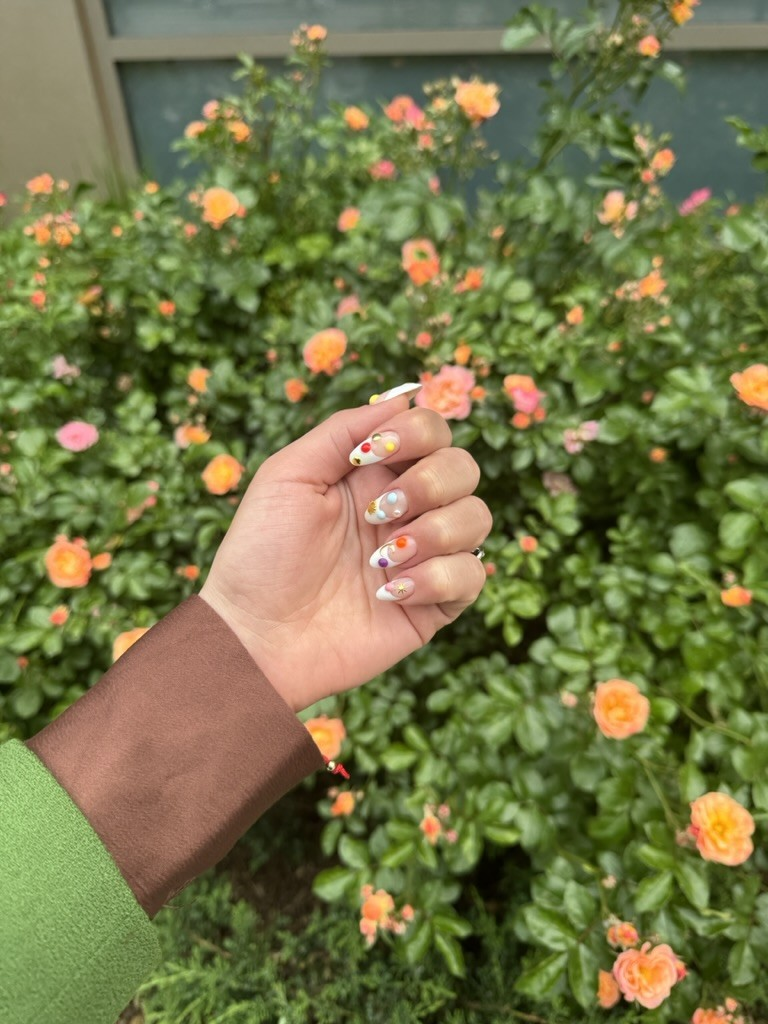Rachel Onefater manicure