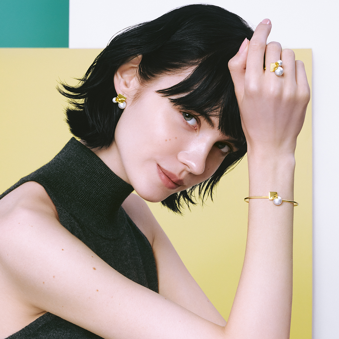 Square Leaf by Tasaki.