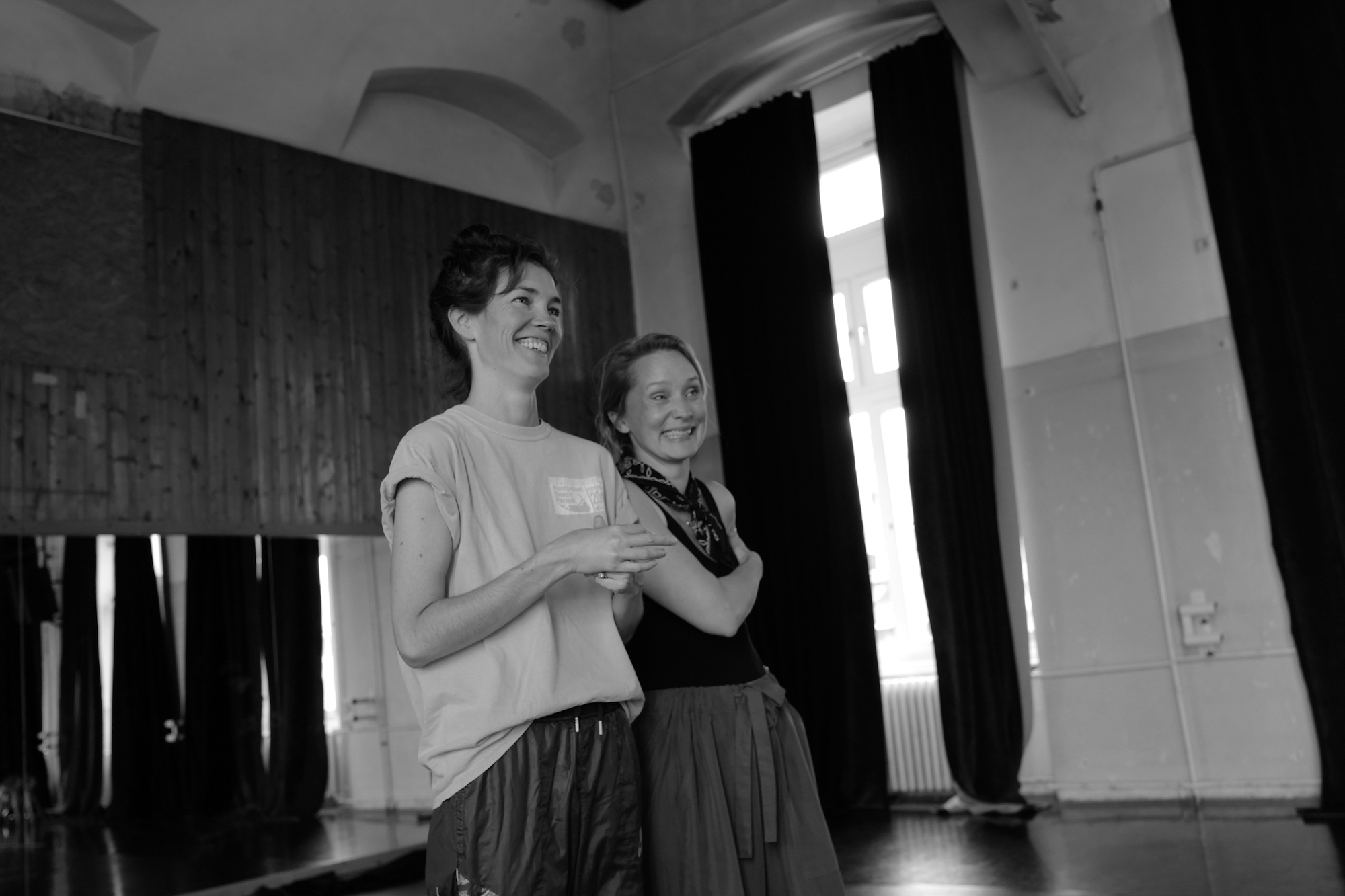 Choreographer Celia Rowlson-Hall and Director Mona Fastvold in rehearsals for THE TESTAMENT OF ANN LEE. Photo courtesy of Searchlight Pictures. © 2025 Searchlight Pictures All Rights Reserved.