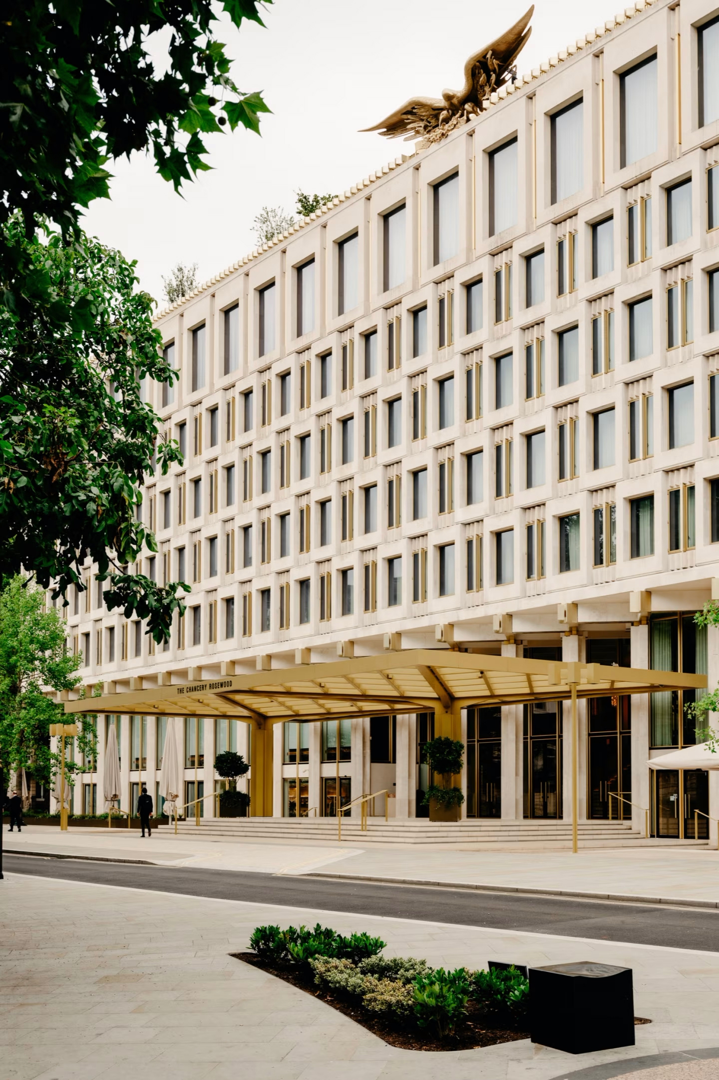 The Chancery Rosewood is set within the historic former U.S Embassy on Grosvenor Square in London.