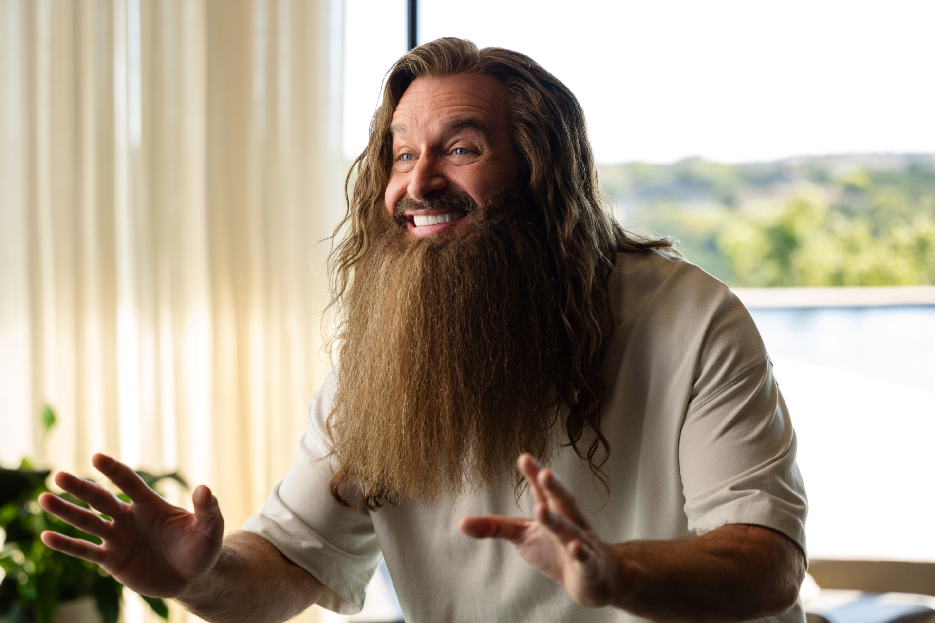Bad Thoughts. Tom Segura in season 1 of Bad Thoughts. Cr. Shaun Nix/Netflix © 2025