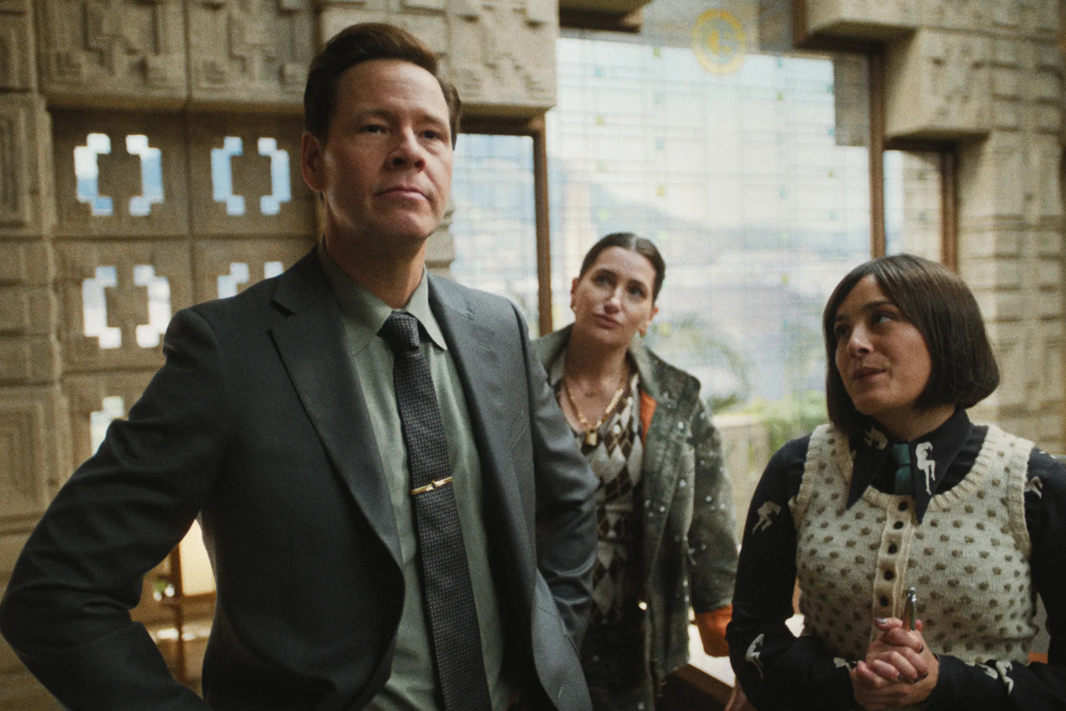 Ike Barinholtz ('The Studio')