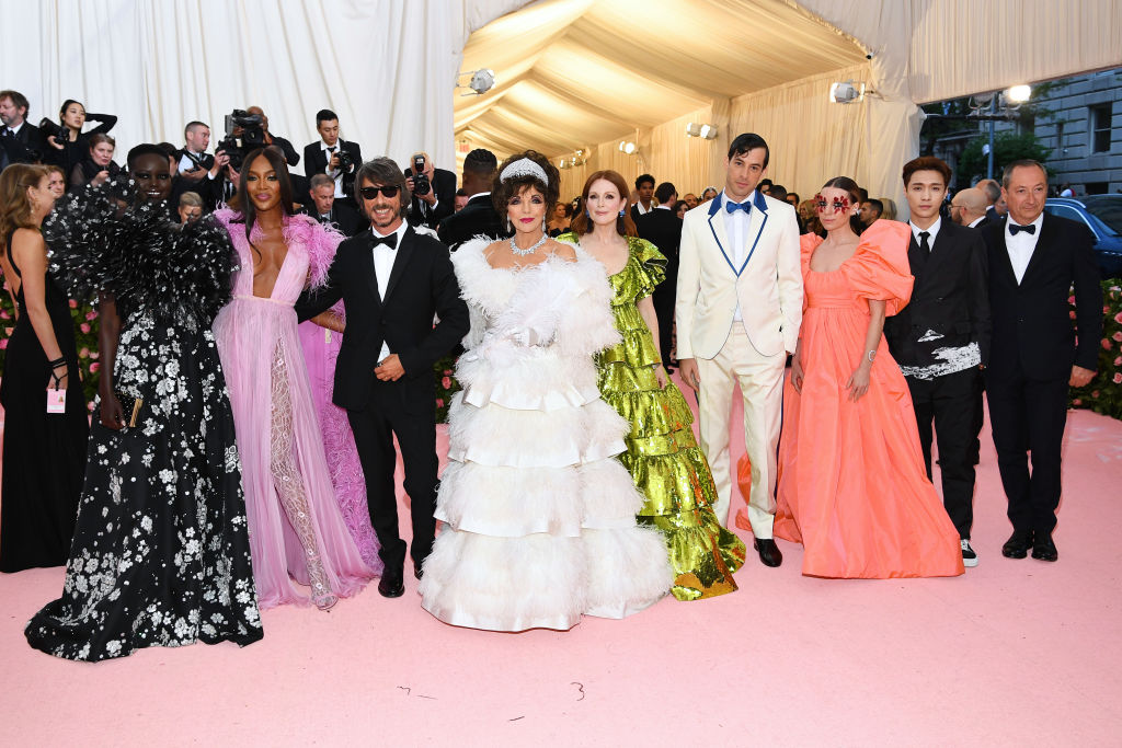 Adut Akech, Naomi Campbell, Pierpaolo Piccioli, Lily Collins, Julianne Moore, Mark Ronson, Lykke Li, Lay Zhang and Stefano Sassi attend The 2019 Met Gala Celebrating Camp: Notes on Fashion at Metropolitan Museum of Art on May 06, 2019 in New York City.