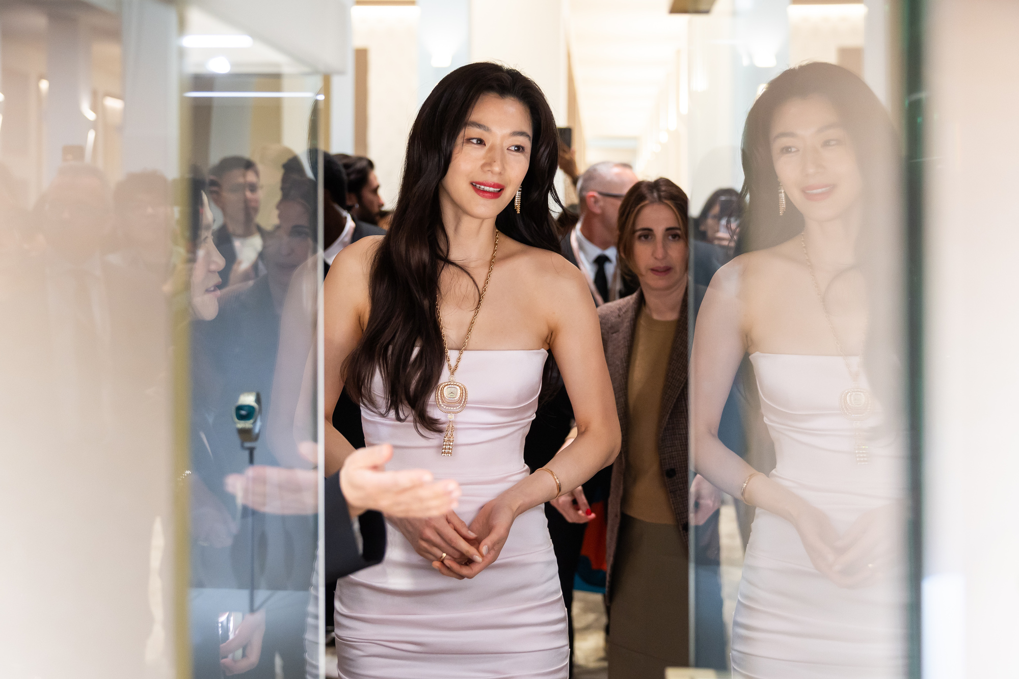 South Korean actress Jun Ji-hyun at Watches and Wonders 2025.